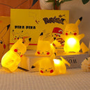 Pokémon Pikachu LED para crianças, anime bonito, luz suave, quarto, luz de cabeceira, decoração do quarto, Natal, presente