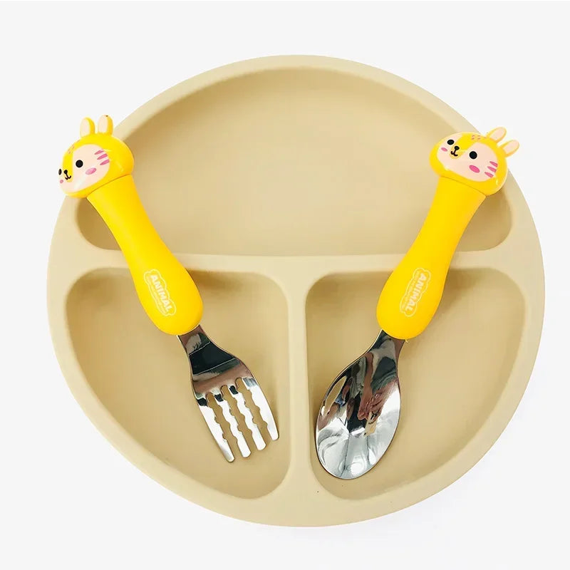 Conjunto de Talheres Divertidos de Animais para Crianças: Colher e Garfo de Desenho Animado para Pequenos Aventureiros!
