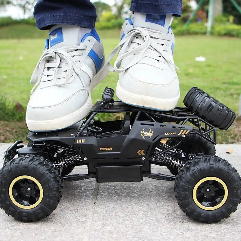 Carro RC com luzes LED para crianças, carros de controle remoto de rádio, caminhões Off-Road, brinquedos para meninos, 4WD, 2.4G, 1:12