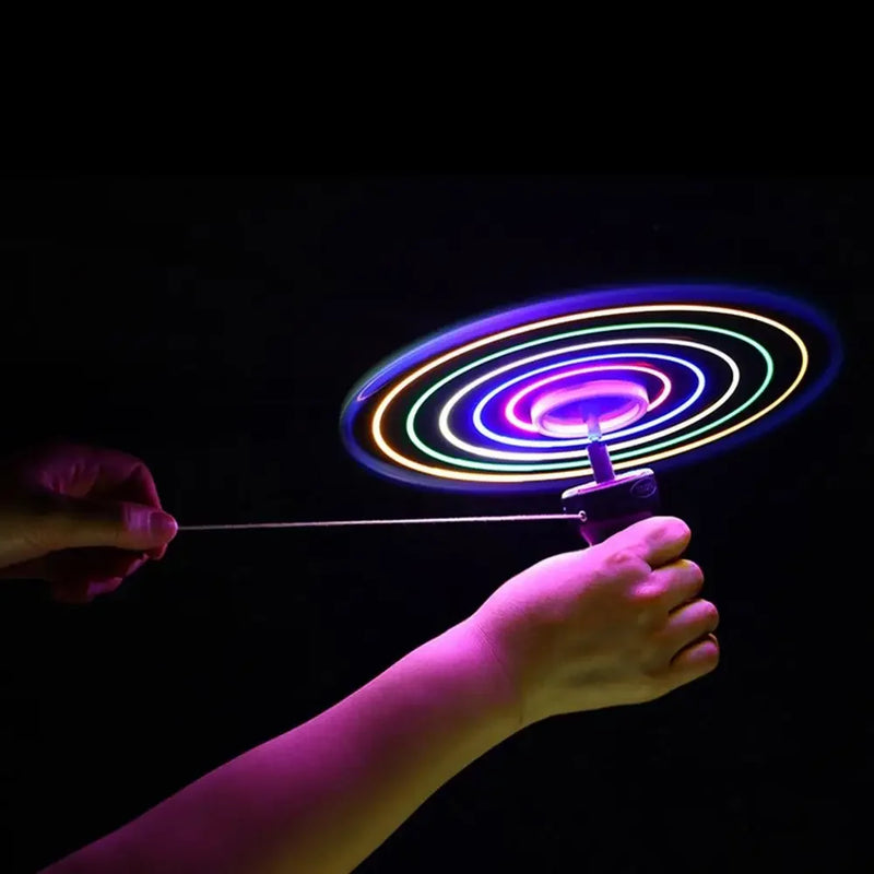 Luminoso disco voador hélice brinquedos iluminação led puxar corda voando brinquedo ufo girando topo jogo ao ar livre esportes brinquedo  l