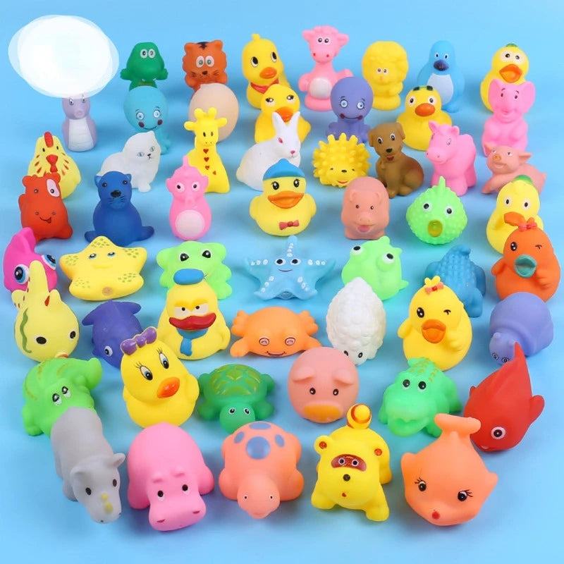Animais bonitos / brinquedos de água de natação para crianças, borracha macia para apertar, faz som ao apertar, brinquedo de banho, 10 peças por pacote