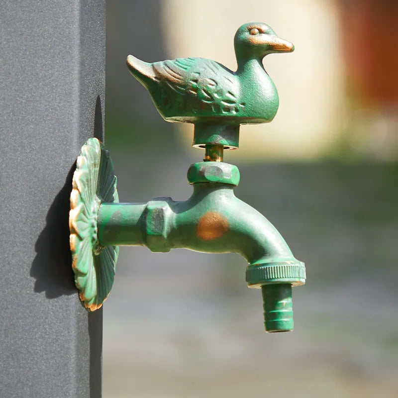 Torneira de jardim para banheiro, torneira antiga de latão para jardim de infância, montagem na parede, água fria de animal